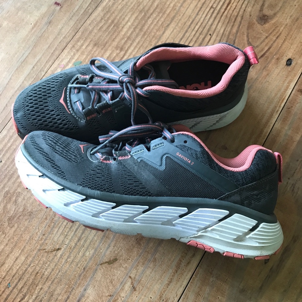 Hoka One One Gaviota 2 size 7.5 Pink and Gray